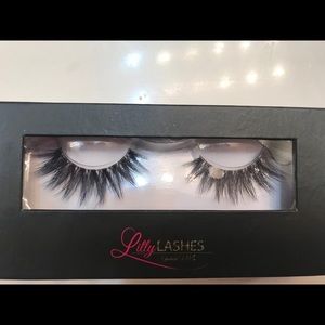 Lilly Lashes